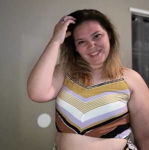 Meet your Posher, Alyssa